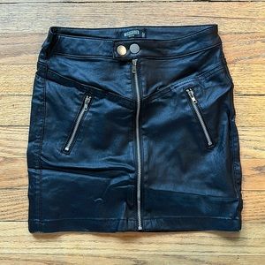 NWT Missguided Skirt